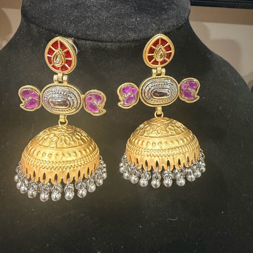 Pakistani Indian Desi Gold-Tone kashmiri Jhumka m with Pink and Red Accents